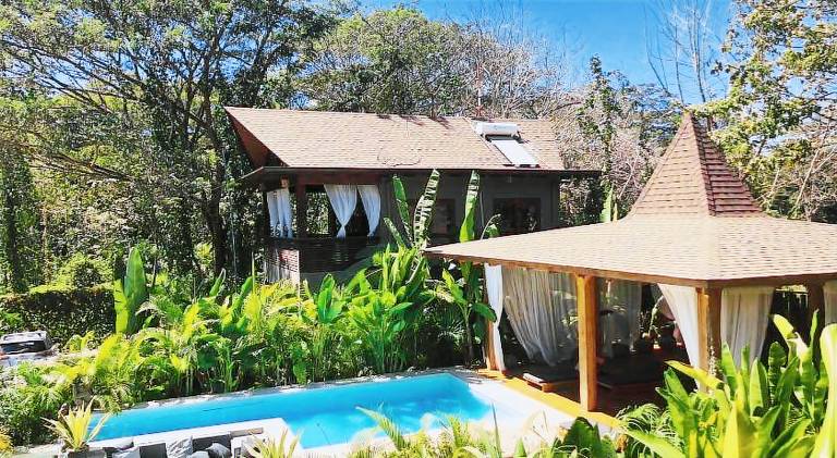 Lua Villas