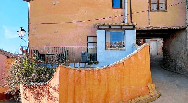 Pleasant vacation home with yard, private pool & BBQ | Pets are welcome in Teruel