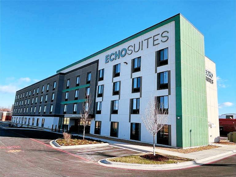 ECHO Suites Extended Stay by Wyndham Springfield Airport PLZ — photo 3