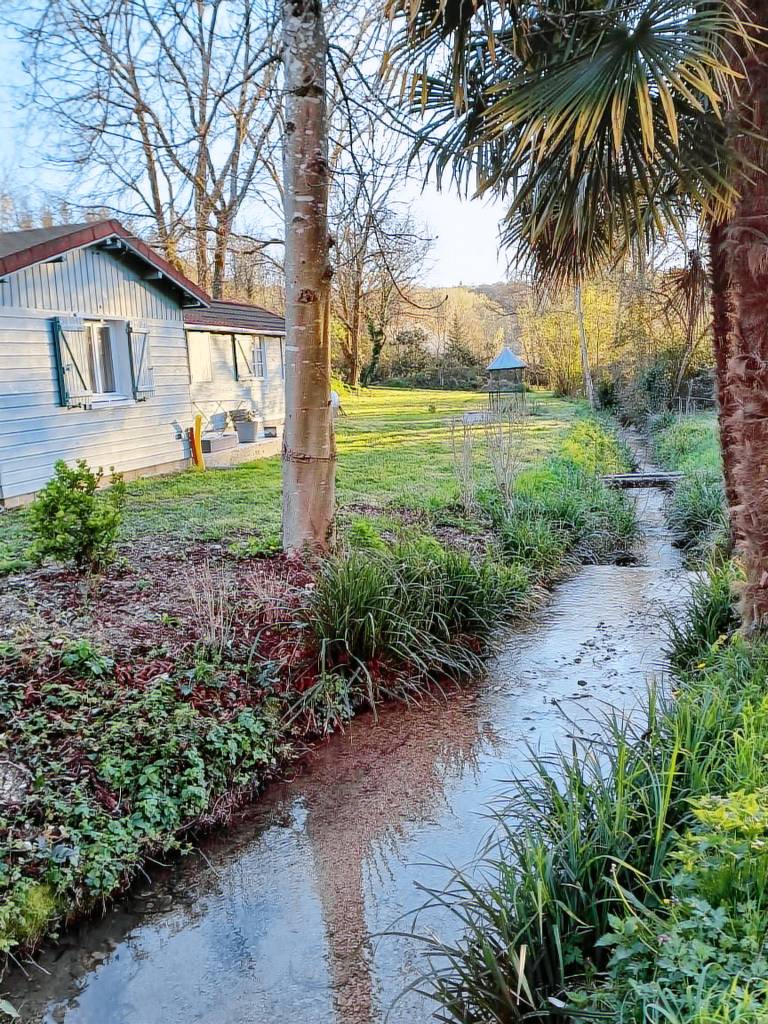 Wonderful house with patio, garden & grill | River view | Pets allowed — photo 3