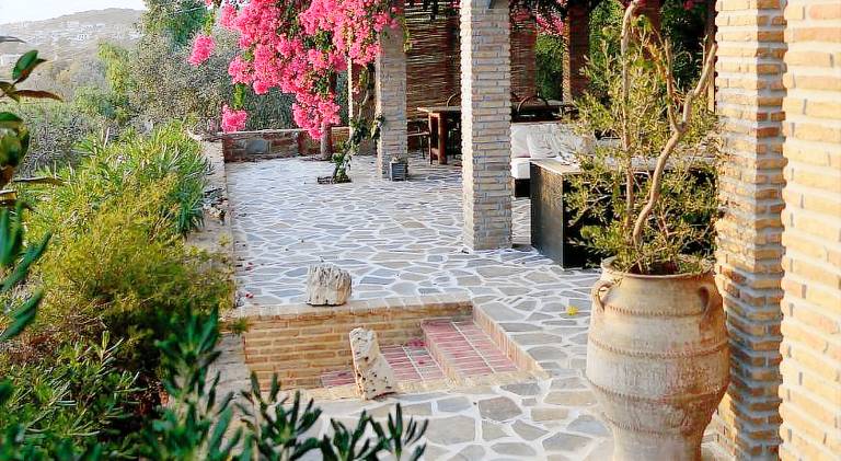 Beautiful vacation home with yard, patio & barbecue | Suitable for remote work | Pets are welcome — photo 4