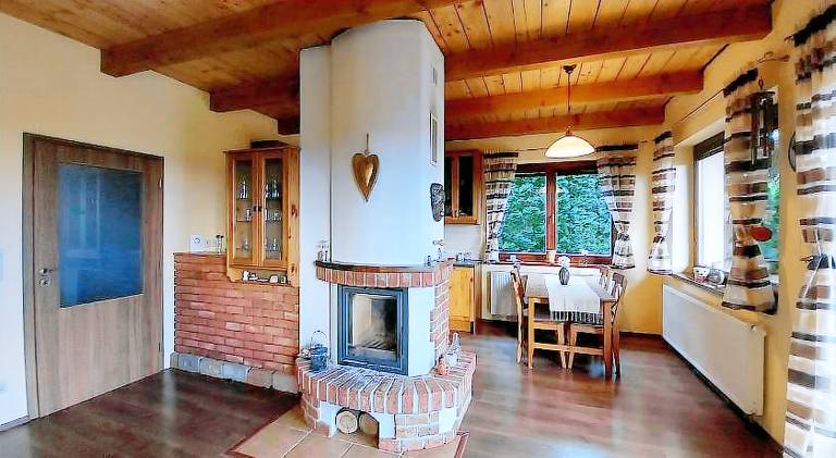 House with pool & jacuzzi | Pets allowed — photo 3