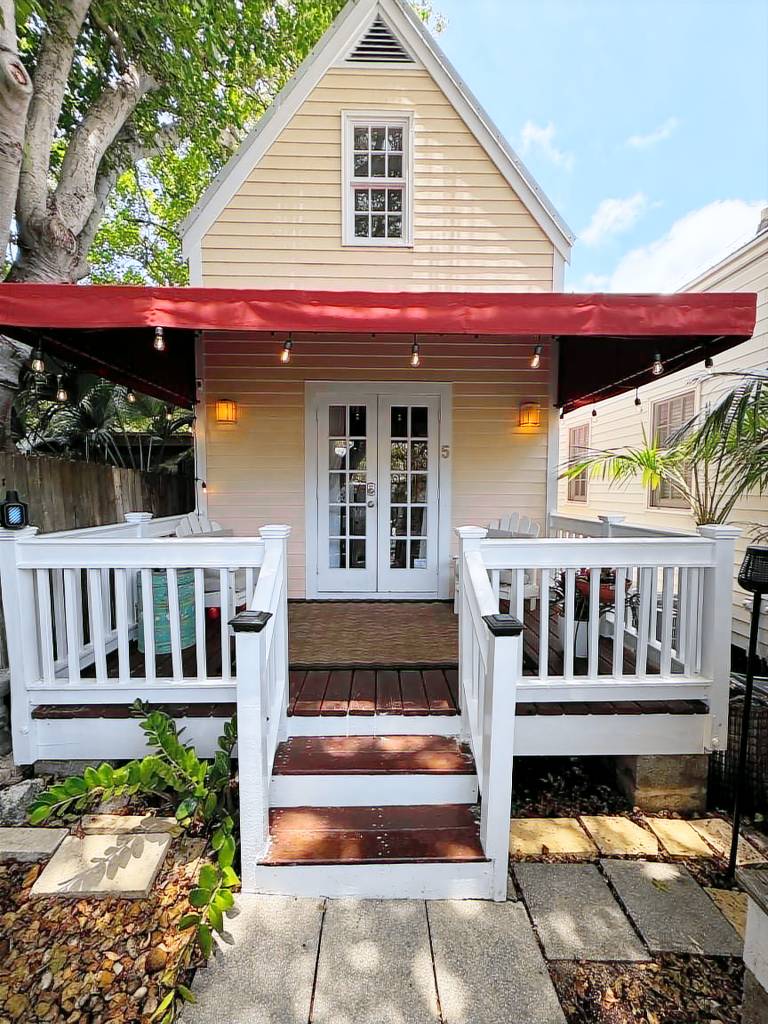 Cabin Key West