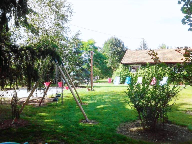 Wonderful gite with pool, garden & patio | Pets allowed — photo 3
