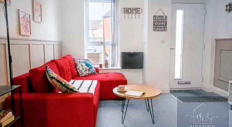 Vacation home | Close to the beach | Pets allowed in Swansea