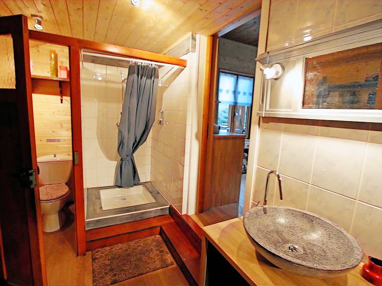 Charming Chalet with Nature Views, Near Colmar & Gérardmer, Ideal for 4, Free WiFi — photo 4