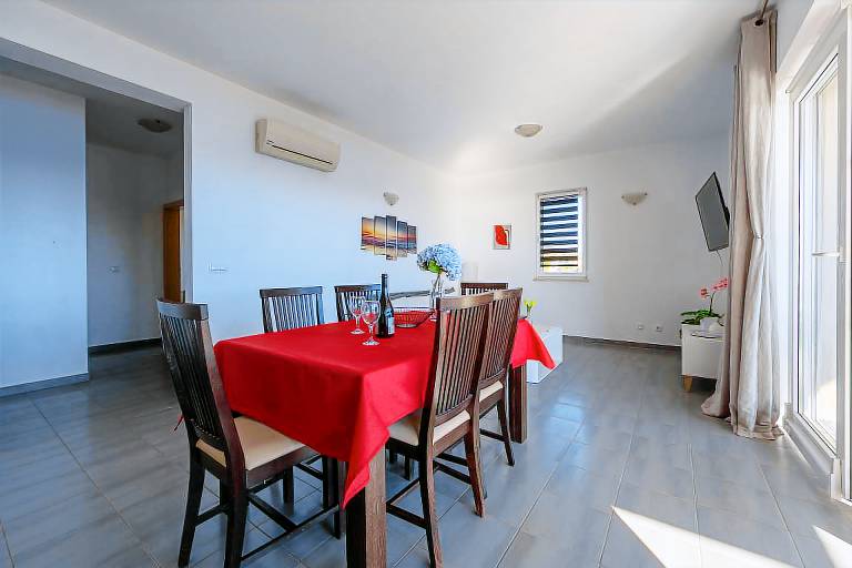 Fully equipped apartment with BBQ | Sea view | Pets are welcome — photo 5