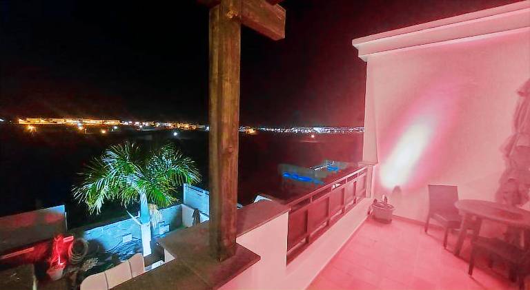 Villa with pool & jacuzzi | Pets are welcome — photo 4