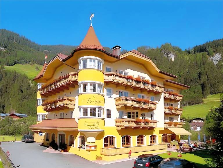 Boutique Hundehotel Bergzeit in Grossarl