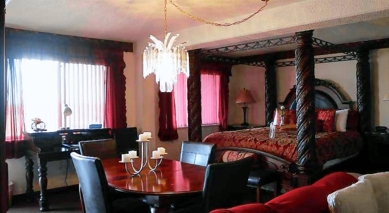 Dakota Inn — photo 3