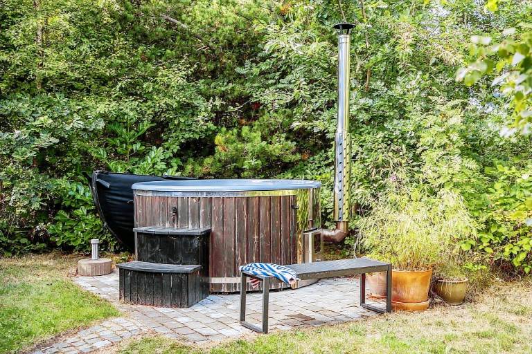 House with sauna, barbeque & patio — photo 4