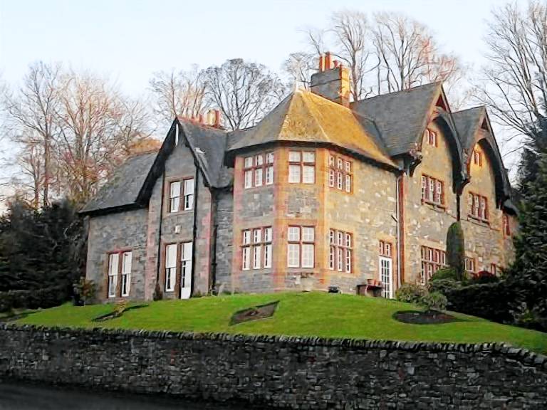 House Selkirk