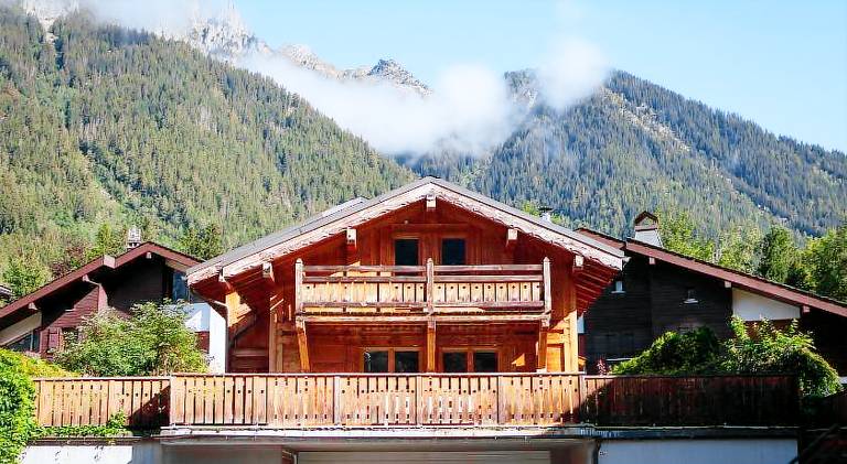 Chalet with 4 rooms for 11 persons in Chamonix-Mont-Blanc