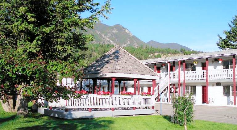 Mountain Springs Motel — photo 3