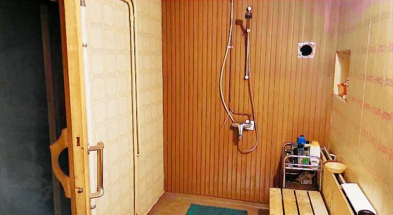 Serviced apartment with yard, patio & sauna — photo 5