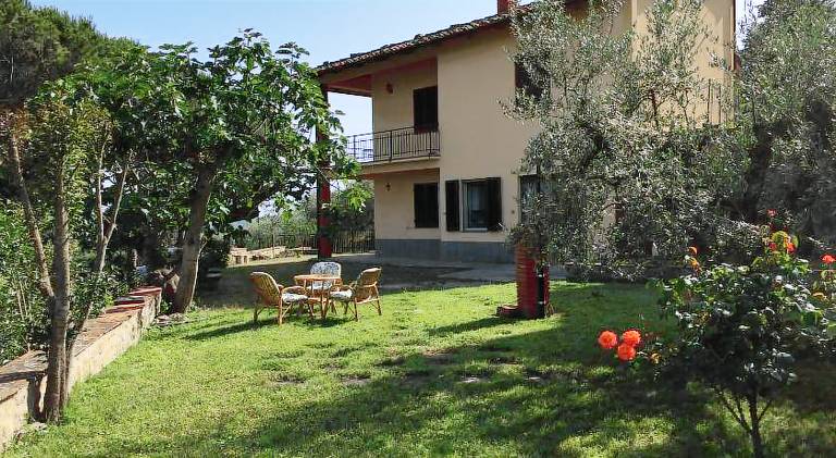 200 m&sup2; Ferienhaus