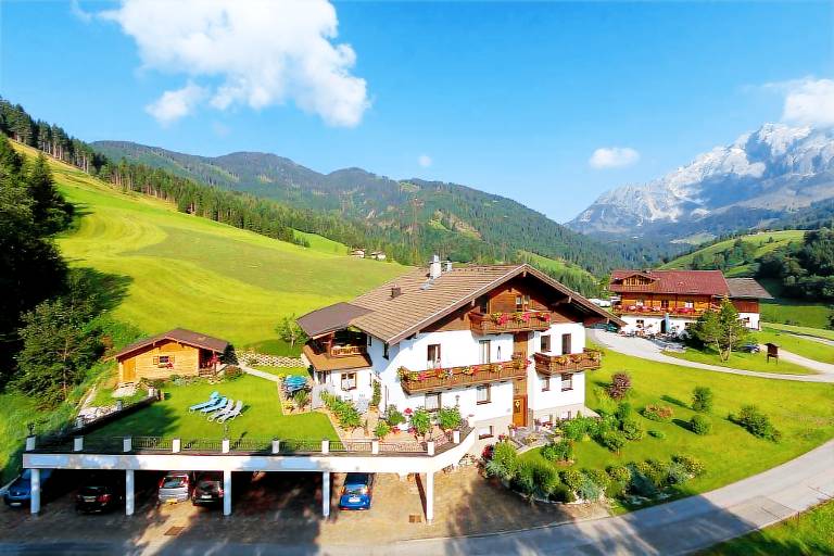 Ferienwohnung in Mühlbach am Hochkönig für max. 4 Personen Ferienwohnung in Mühlbach am Hochkönig für max. 4 Personen