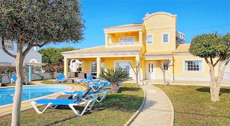 Villa with grill, private pool & garden — photo 5