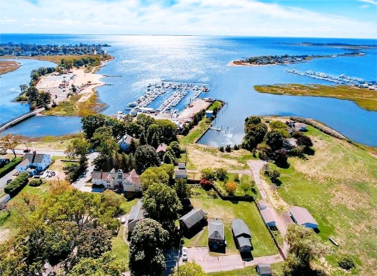 Hammonasset Beach State Park Lodging from 58 HomeToGo