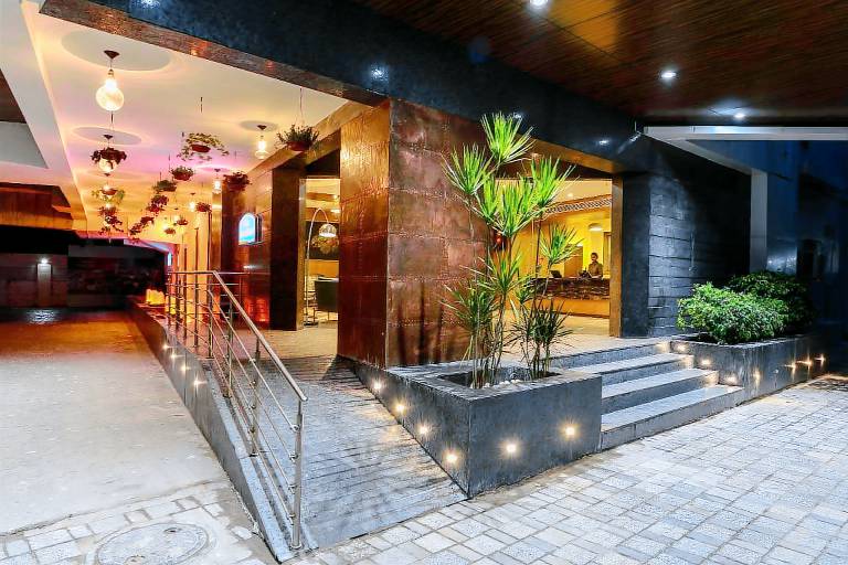 Howard Johnson by Wyndham Kolkata Airport