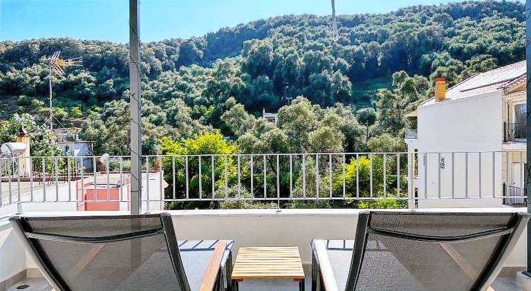 Beautiful apartment with patio & yard | Beach nearby | Pets are welcome — photo 5