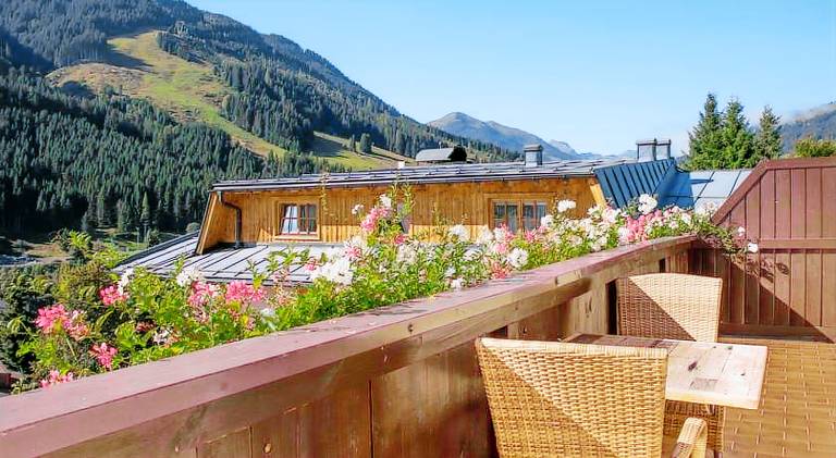 Wonderful serviced apartment with sauna & garden | Next to the ski | Pet-friendly — photo 4