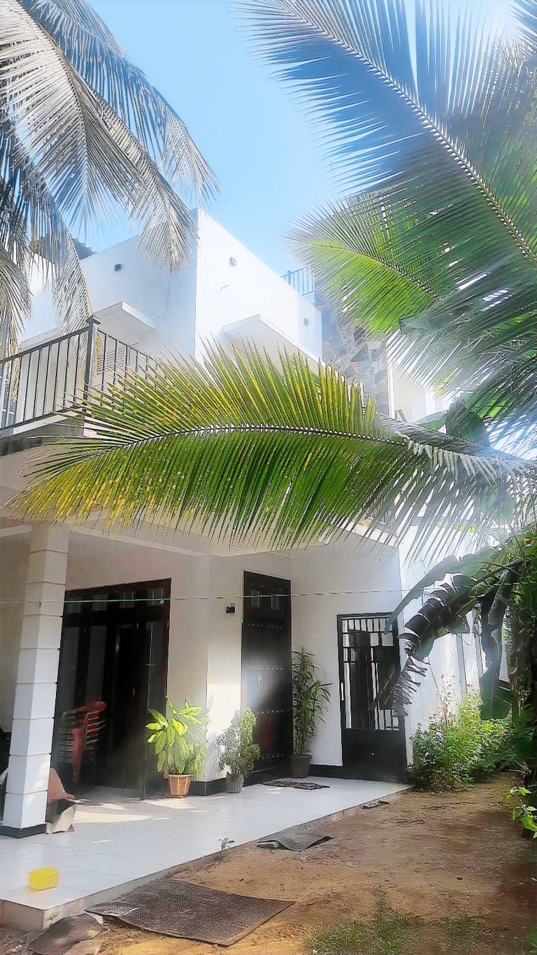 Villa with pool & yard | Good for workation | Pets allowed in Udawalawa