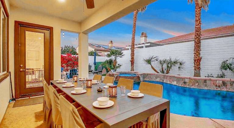 House with pool & jacuzzi — photo 5