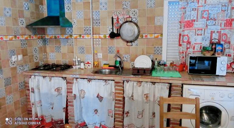 House with pool — photo 5