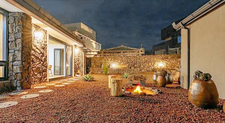 Libentia Hotel and Pool Villa