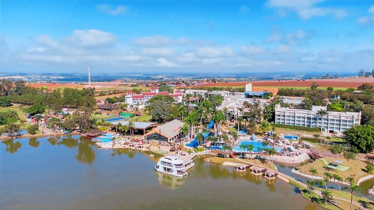 Resort Cesário Lange