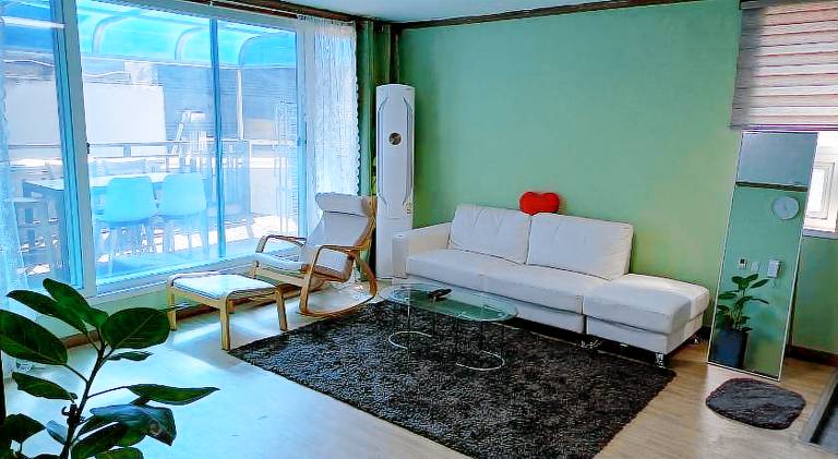 The Naeum Stay Incheon Airport Guesthouse in Incheon