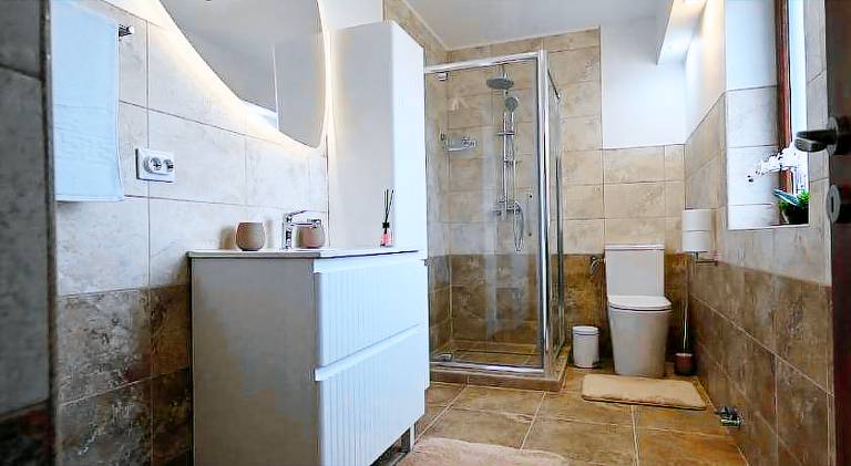 House with 5 rooms for 10 persons — photo 4