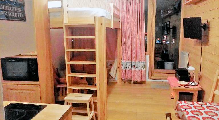 Rental apartment with 2 rooms for 3 persons — photo 2