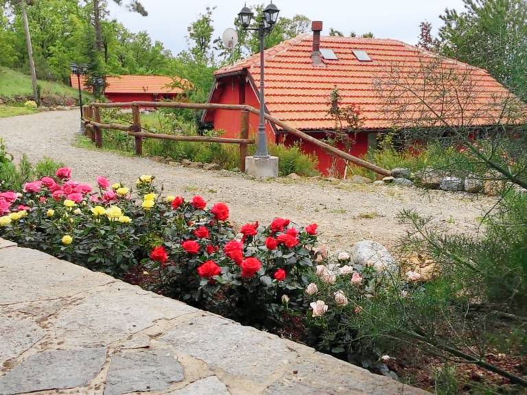Children-friendly wonderful chalet with hot tub & yard | Dogs allowed — photo 4