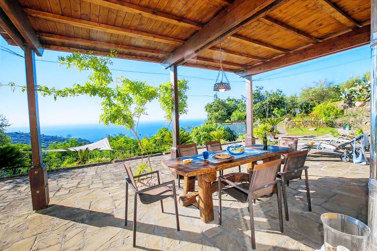 Villa with garden, private pool & patio | Suitable for remote work — photo 3