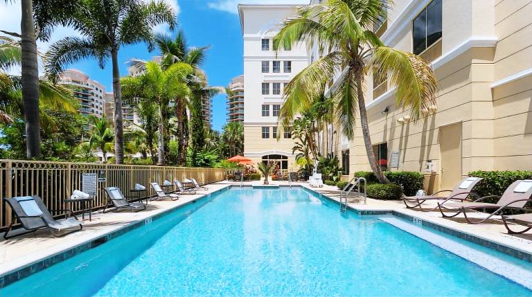 Hilton Garden Inn Palm Beach Gardens — photo 2