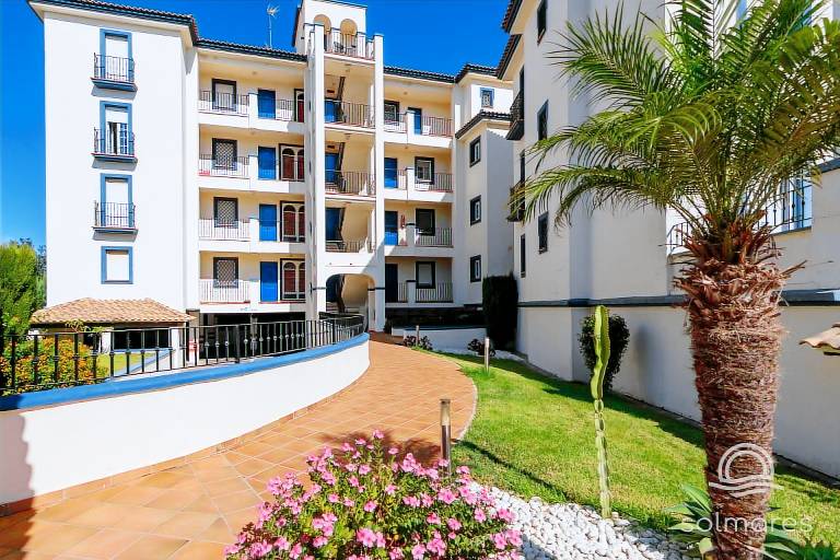 Fully equipped lovely holiday apartment with yard, terrace & pool | Beach nearby | Pet-friendly — photo 3