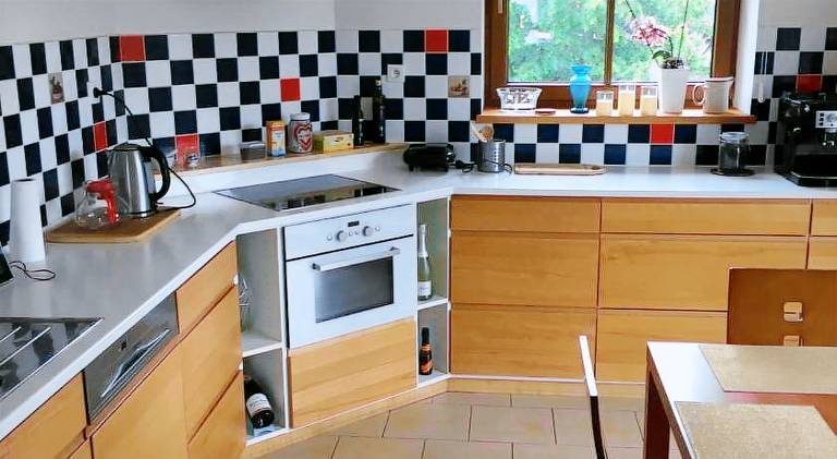 Holiday apartment with garden & patio — photo 4
