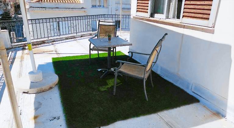Apartment with patio | Pets are welcome — photo 3