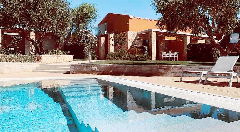 Wonderful apartment with pool, garden & terrace | Perfect for remote work | Pets are welcome in Trifylia