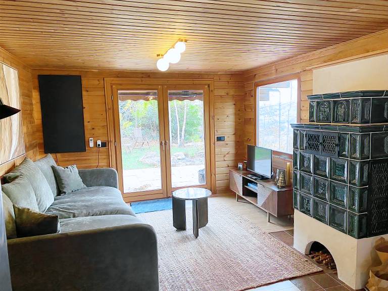Chalet with BBQ, patio & garden | Nature view — photo 2