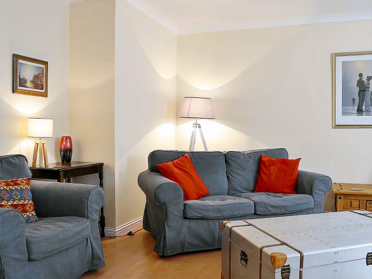 Children-friendly nice cottage | River view | Pets allowed — photo 3