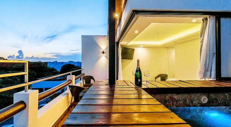 LUXURY PENTHOUSE JUNGLE VIEW AND PARTIAL OCEAN VIEW, PRIVATE POOL AND ROOFTOP in Playa del Carmen