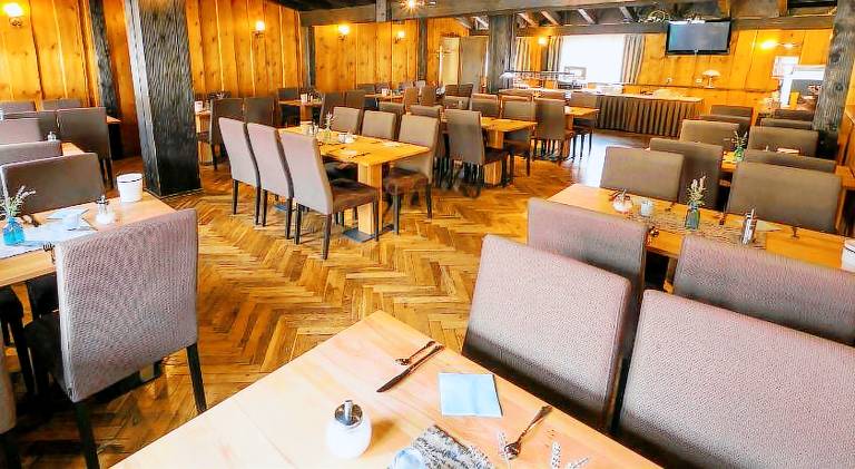 Hotel Lowen Garni - B&B — photo 2