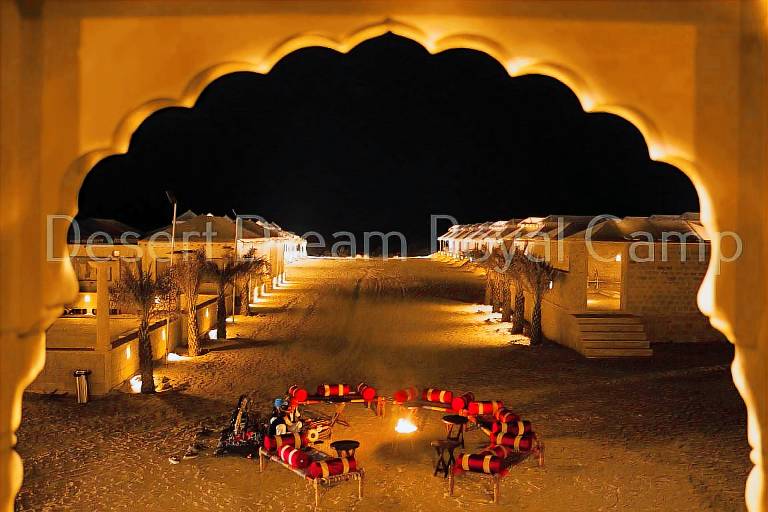 Tent with pool, garden & patio in Jaisalmer