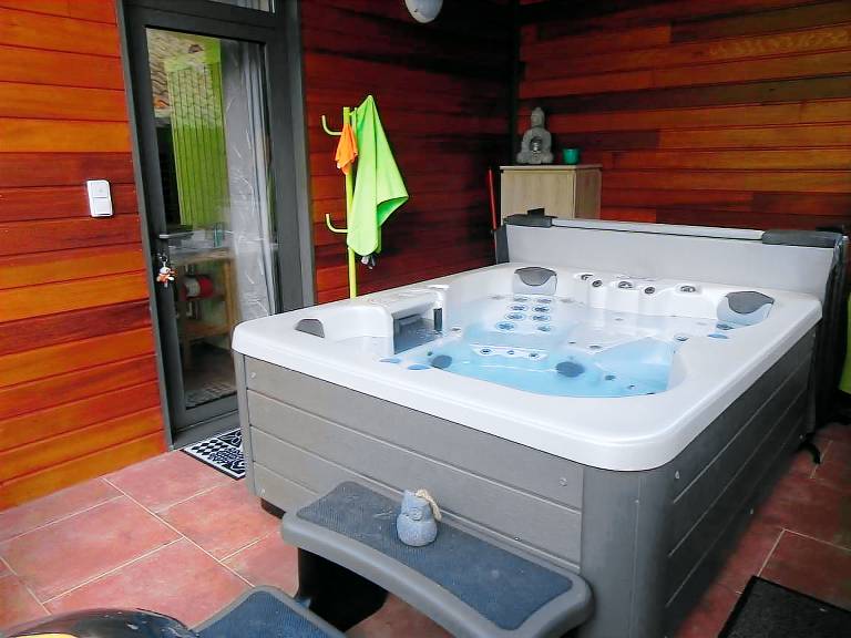 Spacious eco-friendly cottage with garden and pets welcome in Steenvoorde — photo 2