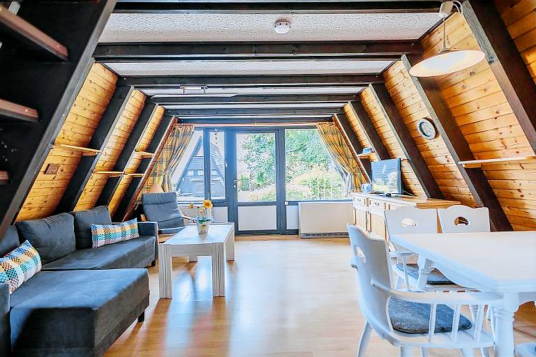 A-frame house (Type 7) — photo 2