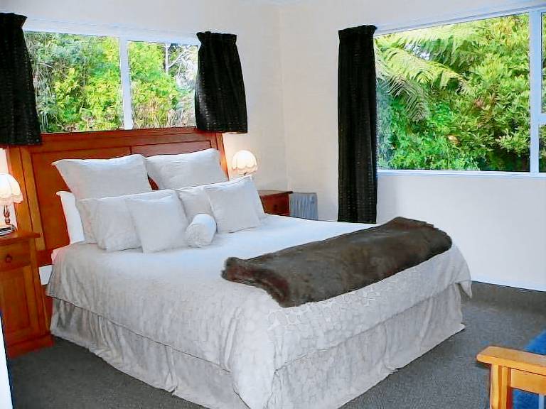 Bed and breakfast  Tataraimaka