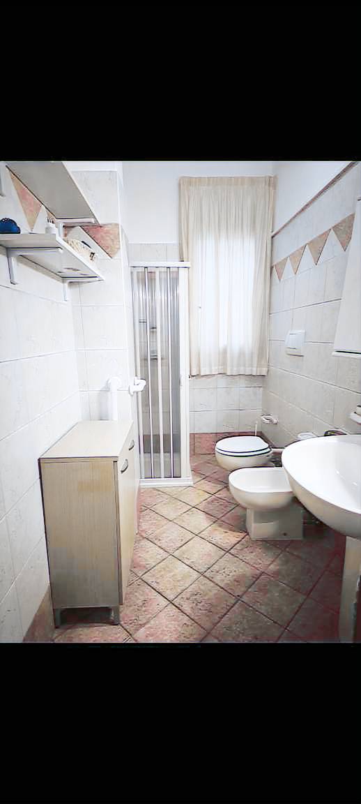 Vacation home with terrace, BBQ & yard | Beach nearby | Pet-friendly — photo 4
